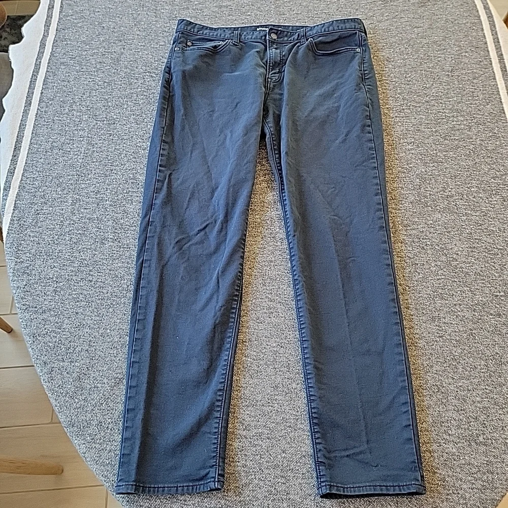 Banana Republic Travel Jeans Men's‎ 36x34 (36x32) Navy Blue Athletic Tapered Fit